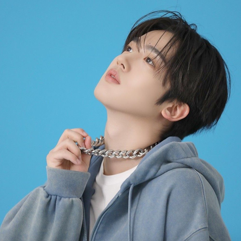 Latest photo of Kim Yohan (WEi)