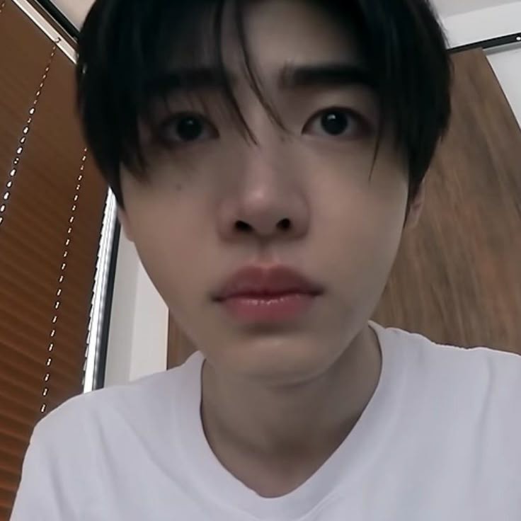 성훈 (ENHYPEN) 최근 활동샷