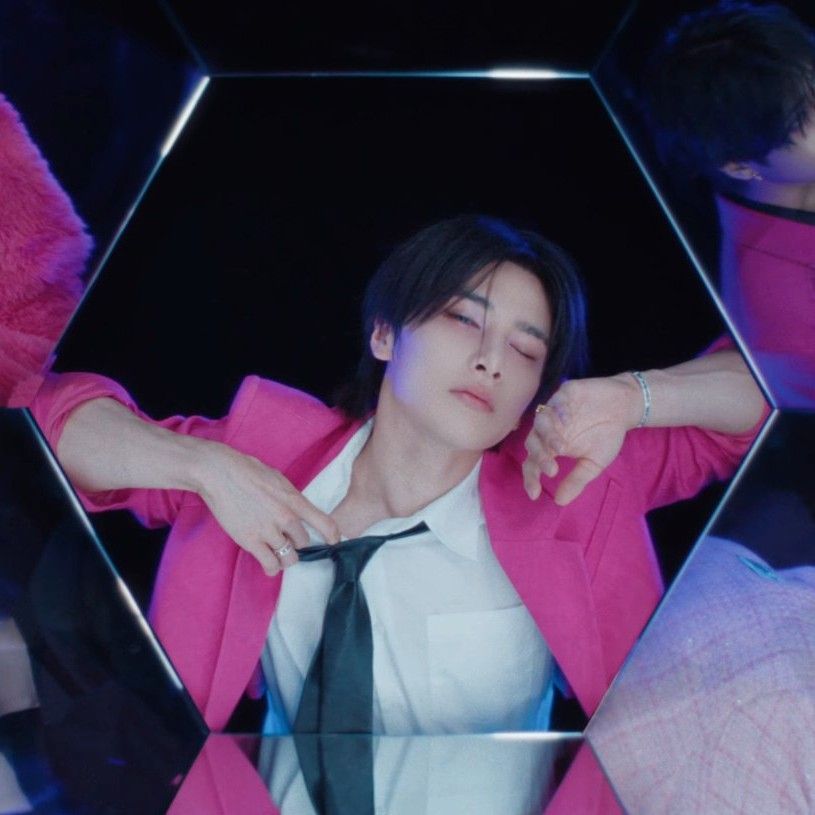 Latest photo of Stray Kids