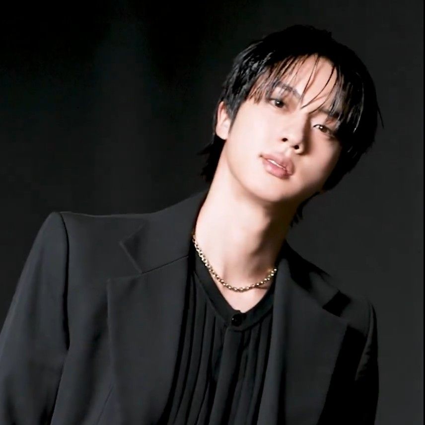 Latest photo of Jin_BTS