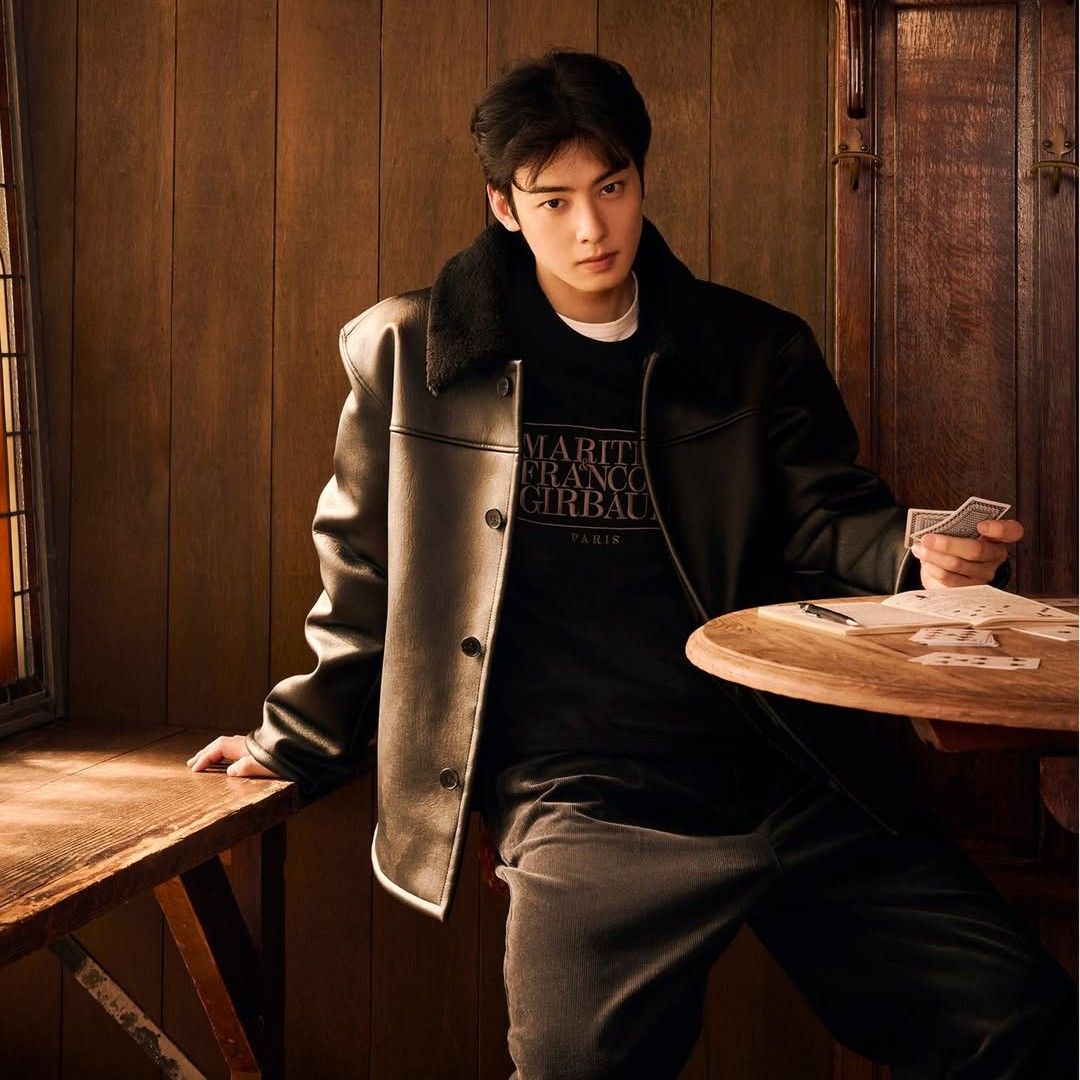 A moment captured by Eunwoo (ASTRO)'s fan