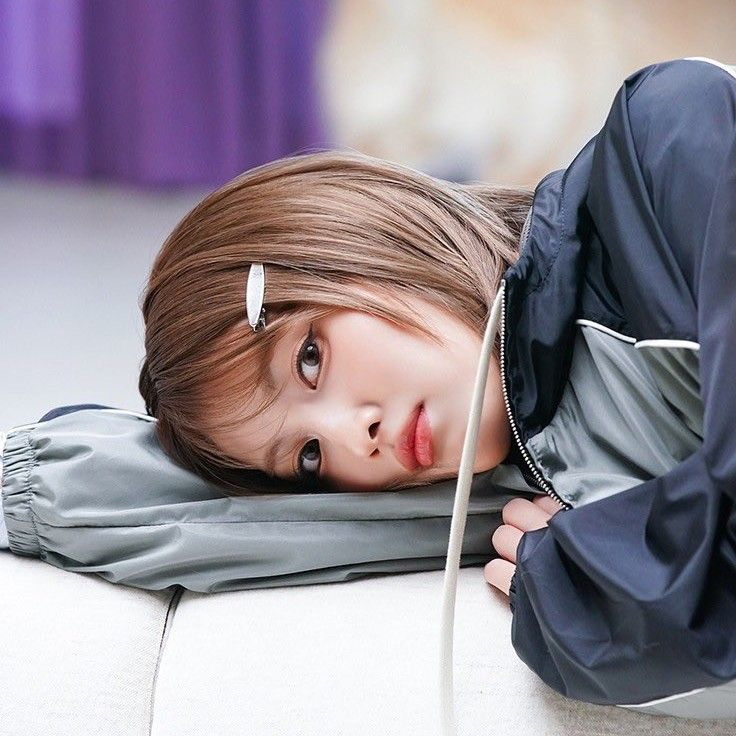 Recent activity shot of Momo (TWICE)