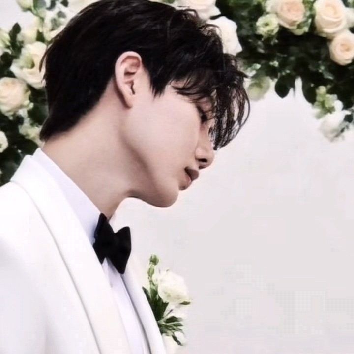 Latest photo of Junkyu (TREASURE)