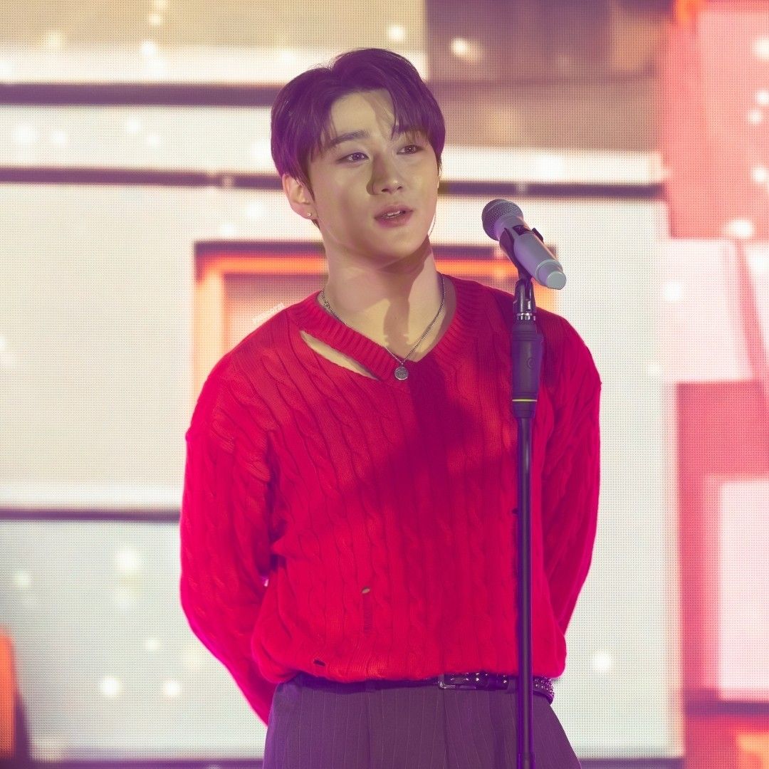 A moment captured by Hong Joochan (GoldenChild)'s fan