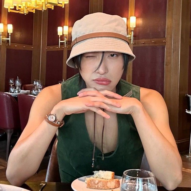 Behind-the-scenes cut of Seonghwa (ATEEZ)