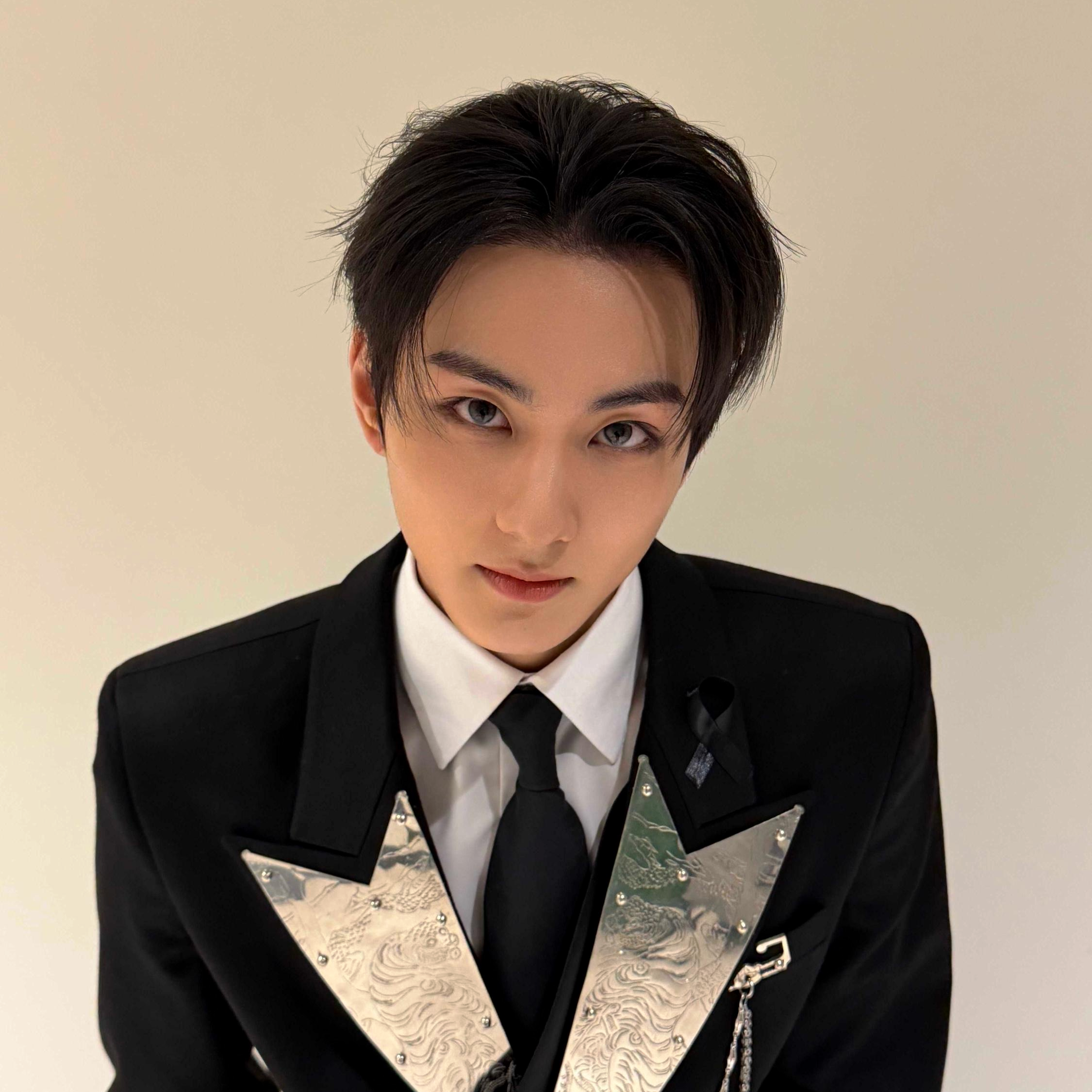 Behind-the-scenes cut of Jungwon (ENHYPEN)