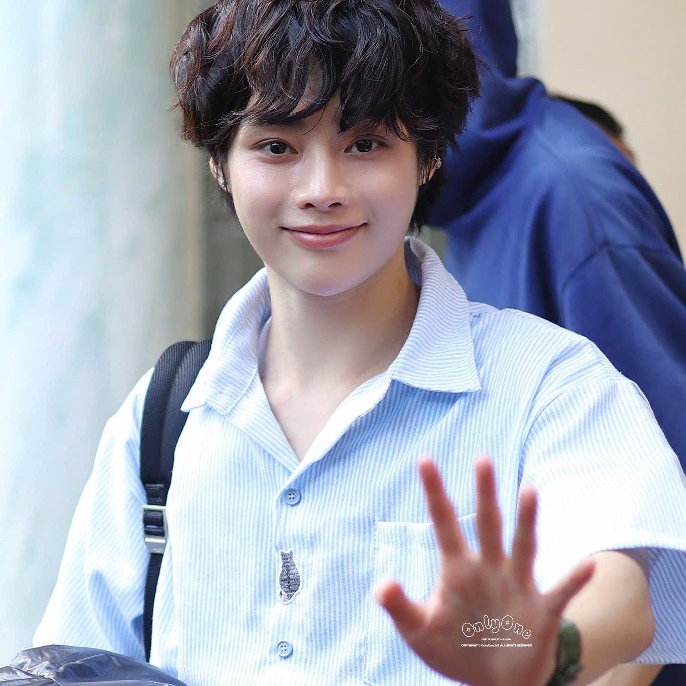 A moment captured by Hanbin (TEMPEST)'s fan