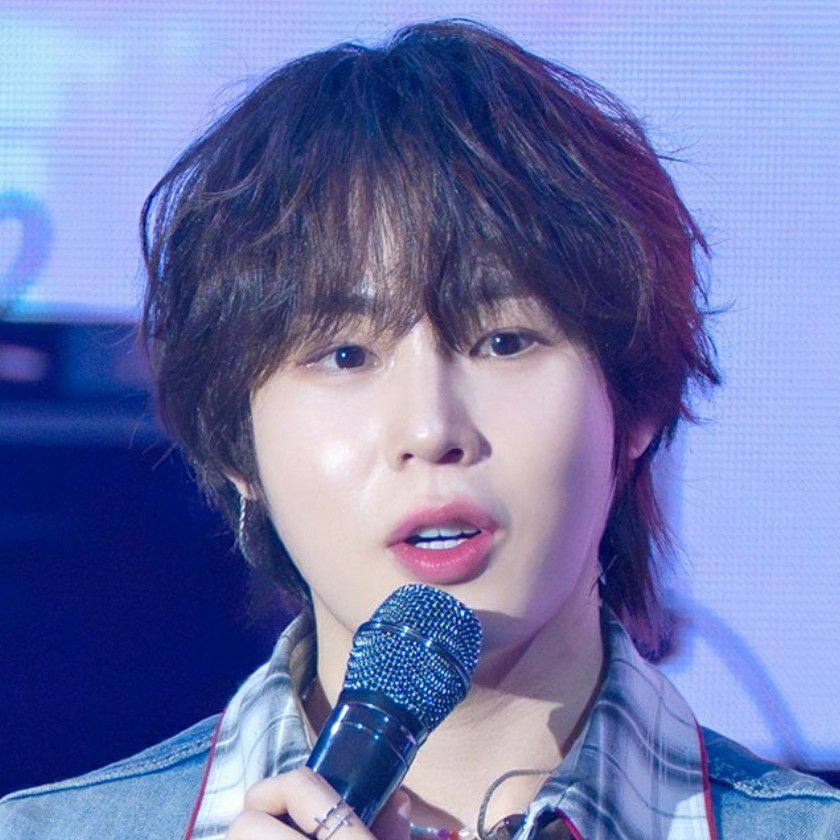 A moment captured by Ha Sungwoon's fan