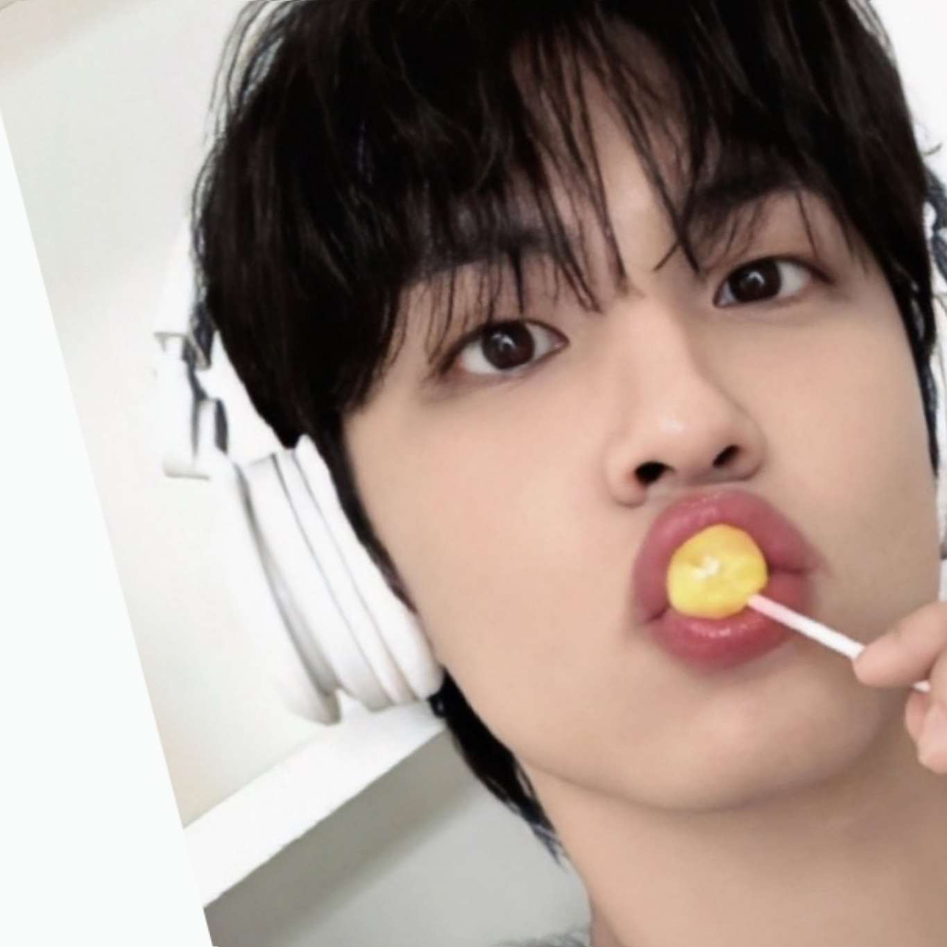 Recent activity shot of Wonpil (DAY6)