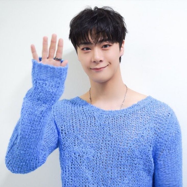 Latest photo of Moonbin (ASTRO)