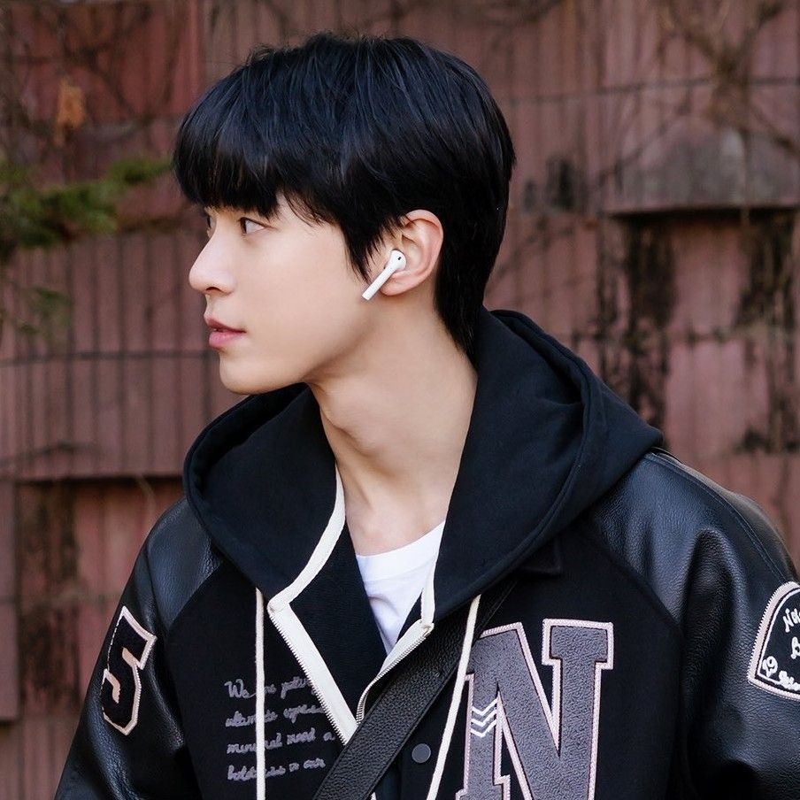 도영 (NCT 127) 최근 활동샷