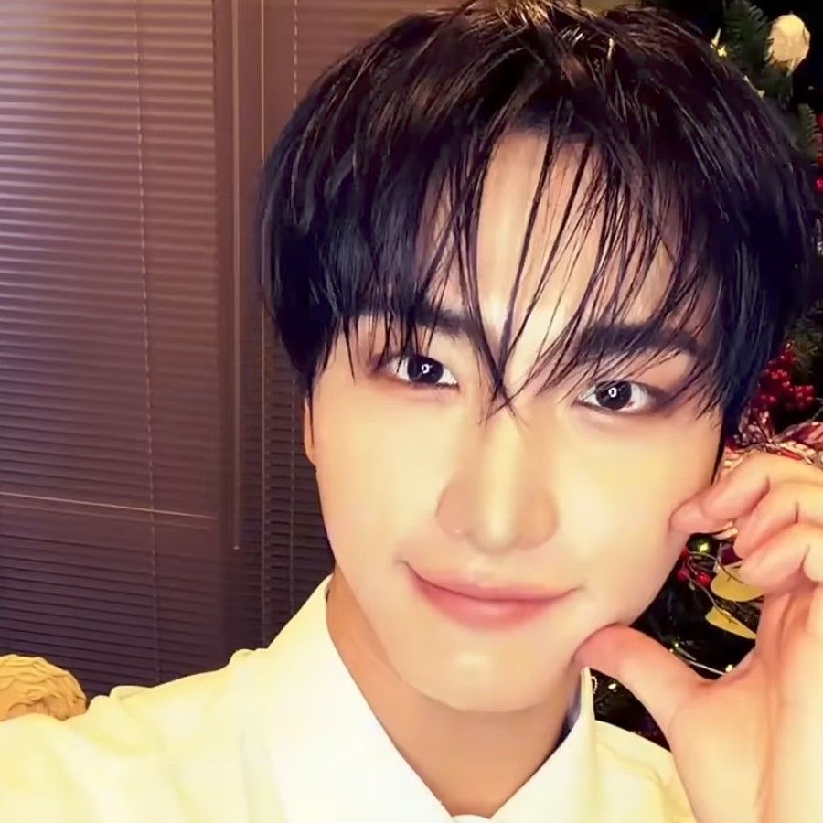 Recent activity shot of Seonghwa (ATEEZ)