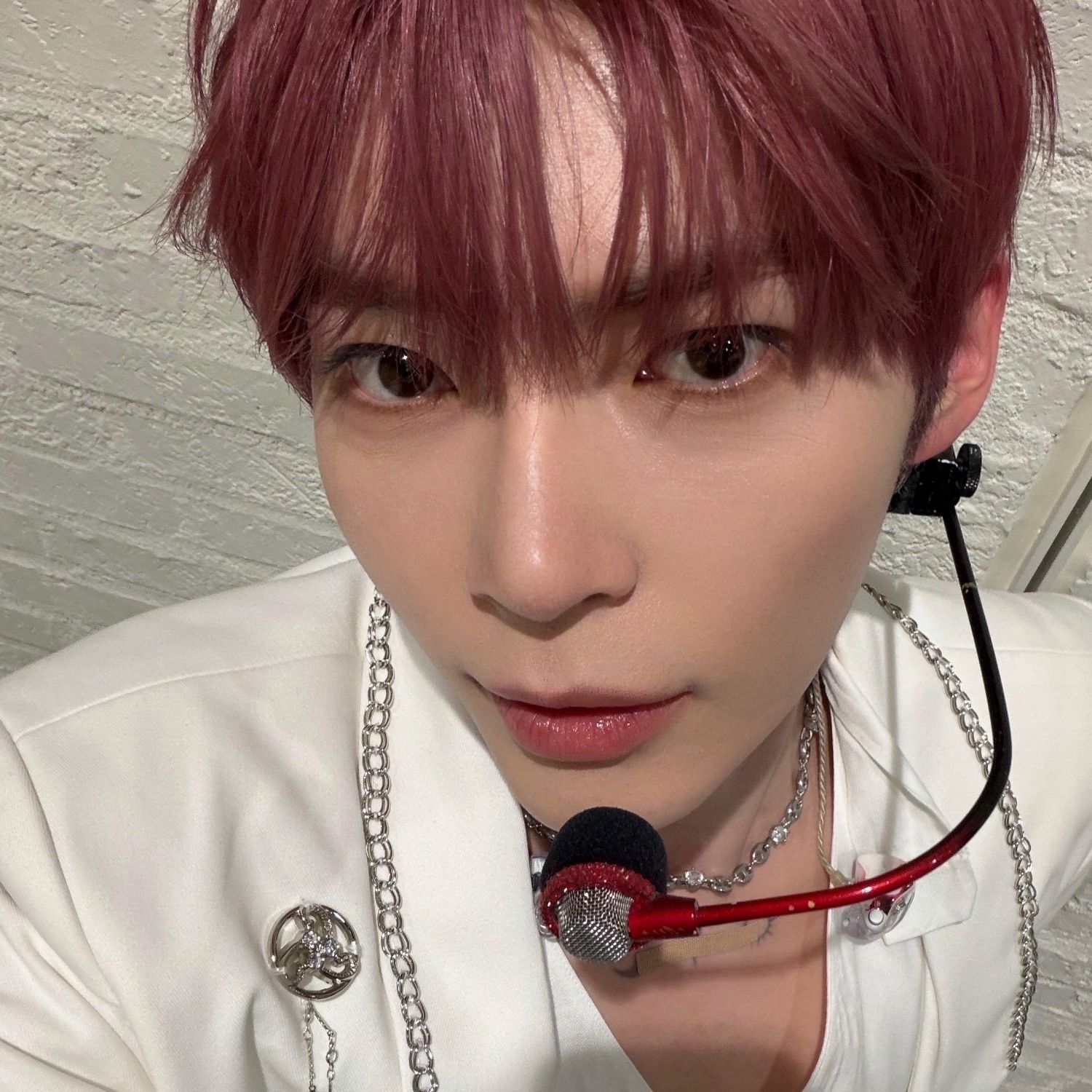 成韓彬 (ZEROBASEONE)的最新照片