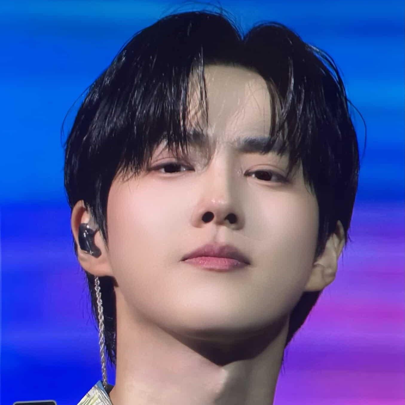 Suho (EXO)粉絲拍下的瞬間