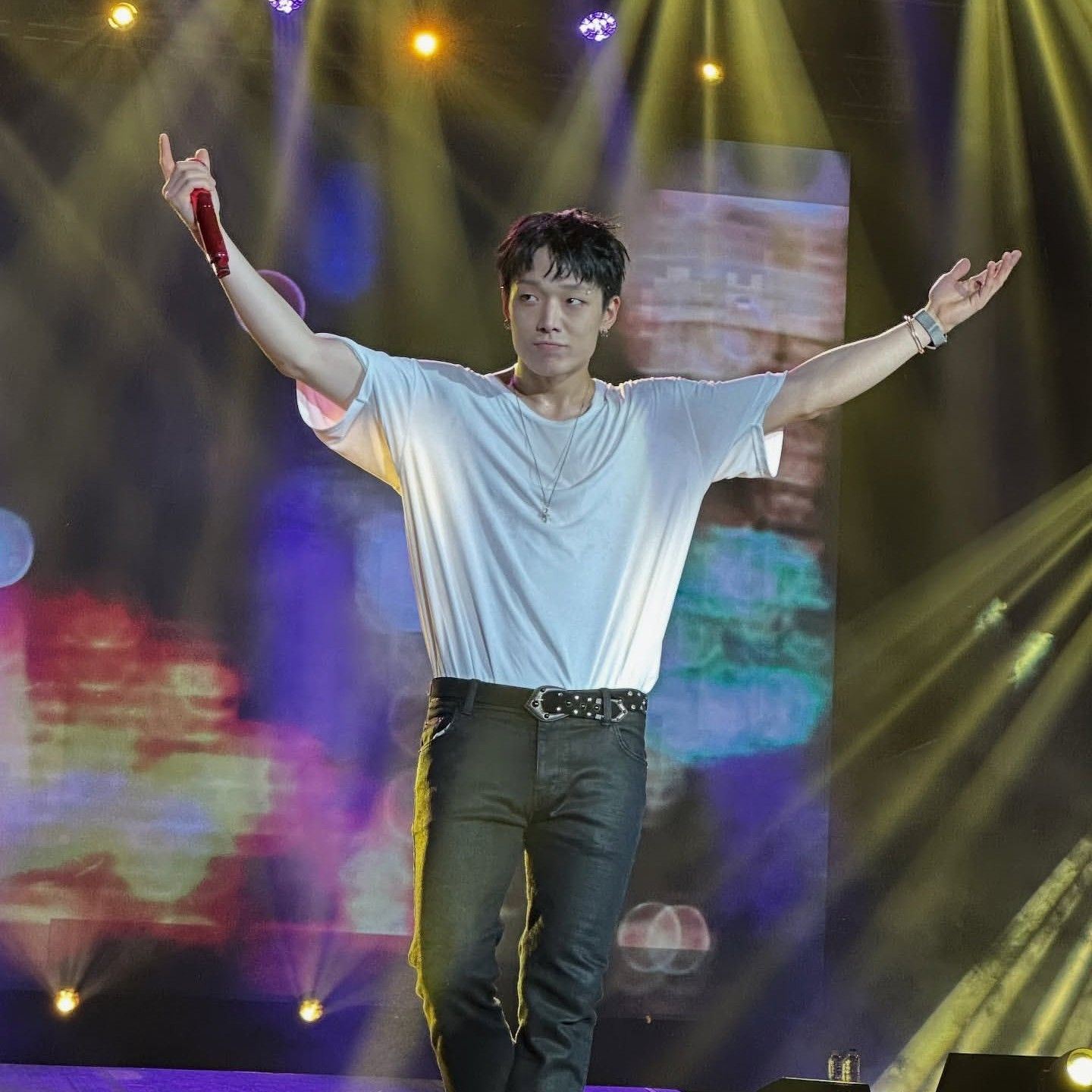 Recent activity shot of BOBBY (iKON)