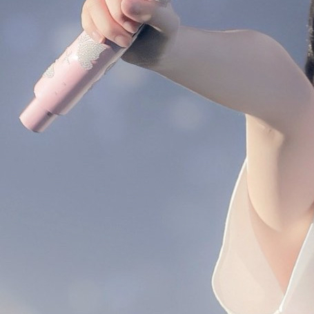 Behind-the-scenes cut of Rei (IVE)