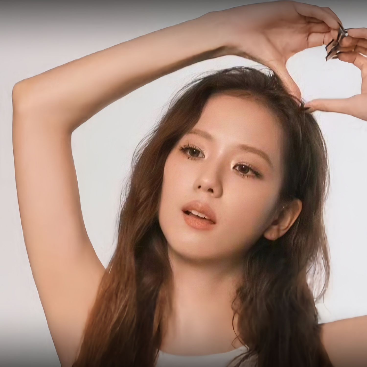Behind-the-scenes cut of Jisoo (BLACKPINK)