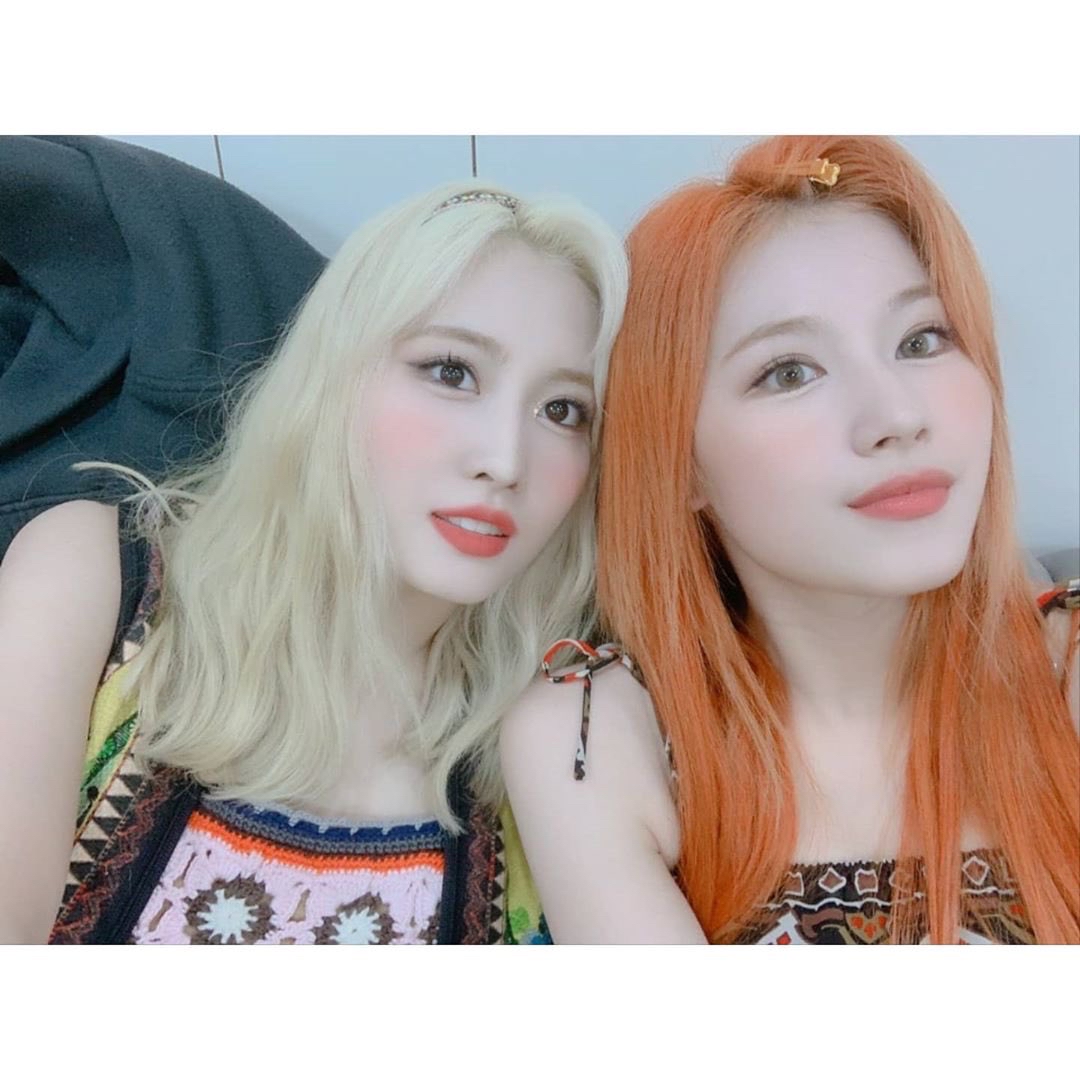 Sana (TWICE)的幕後花絮