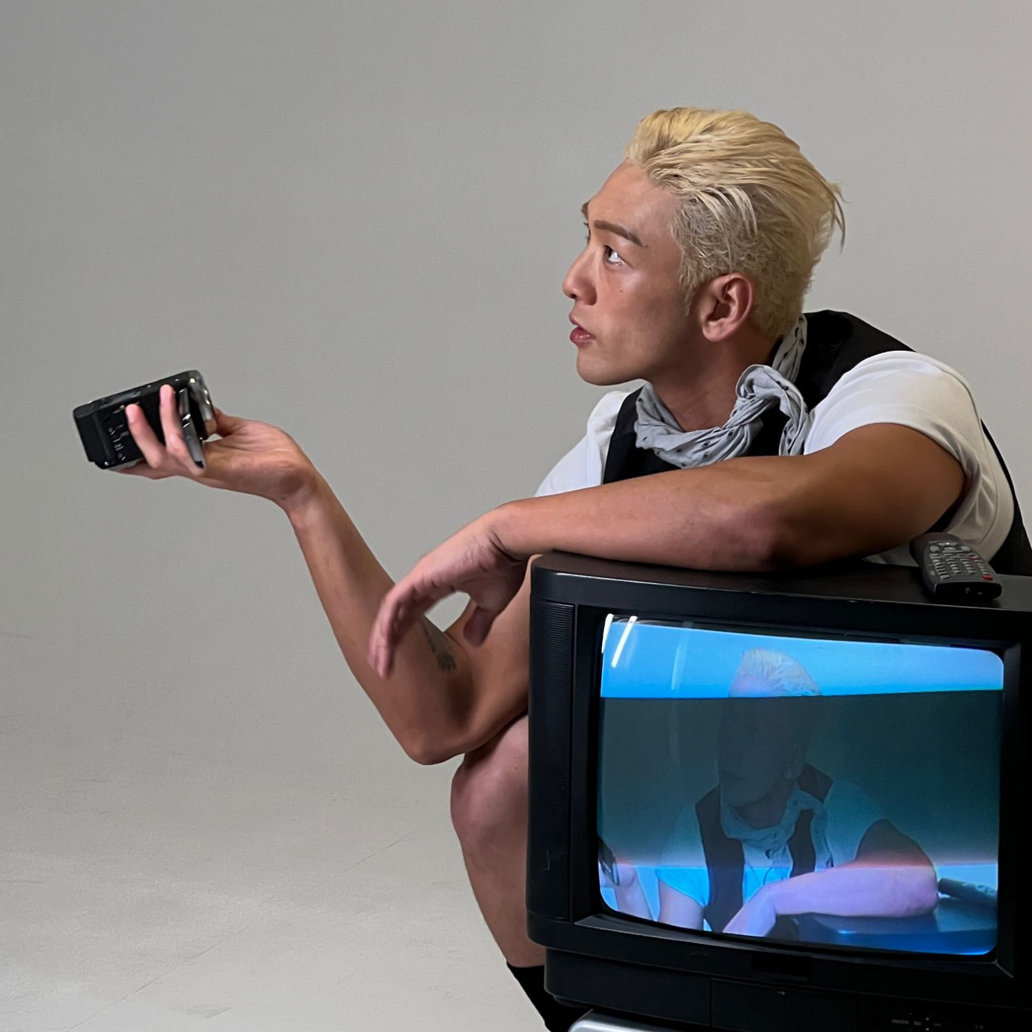 Behind-the-scenes cut of Baekho