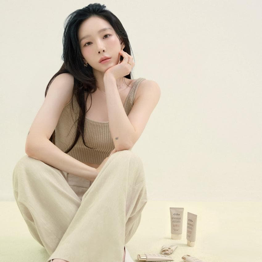 Behind-the-scenes cut of Taeyeon (Girls' Generation)