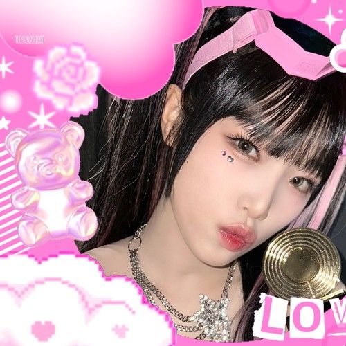 Recent activity shot of Choi Yena