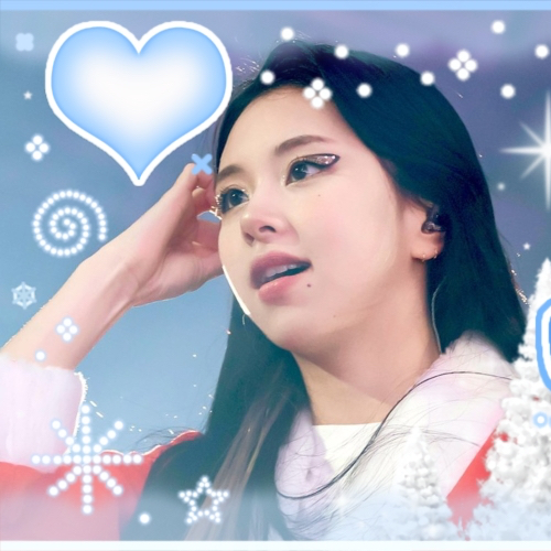 Recent activity shot of Chaeyoung (TWICE)