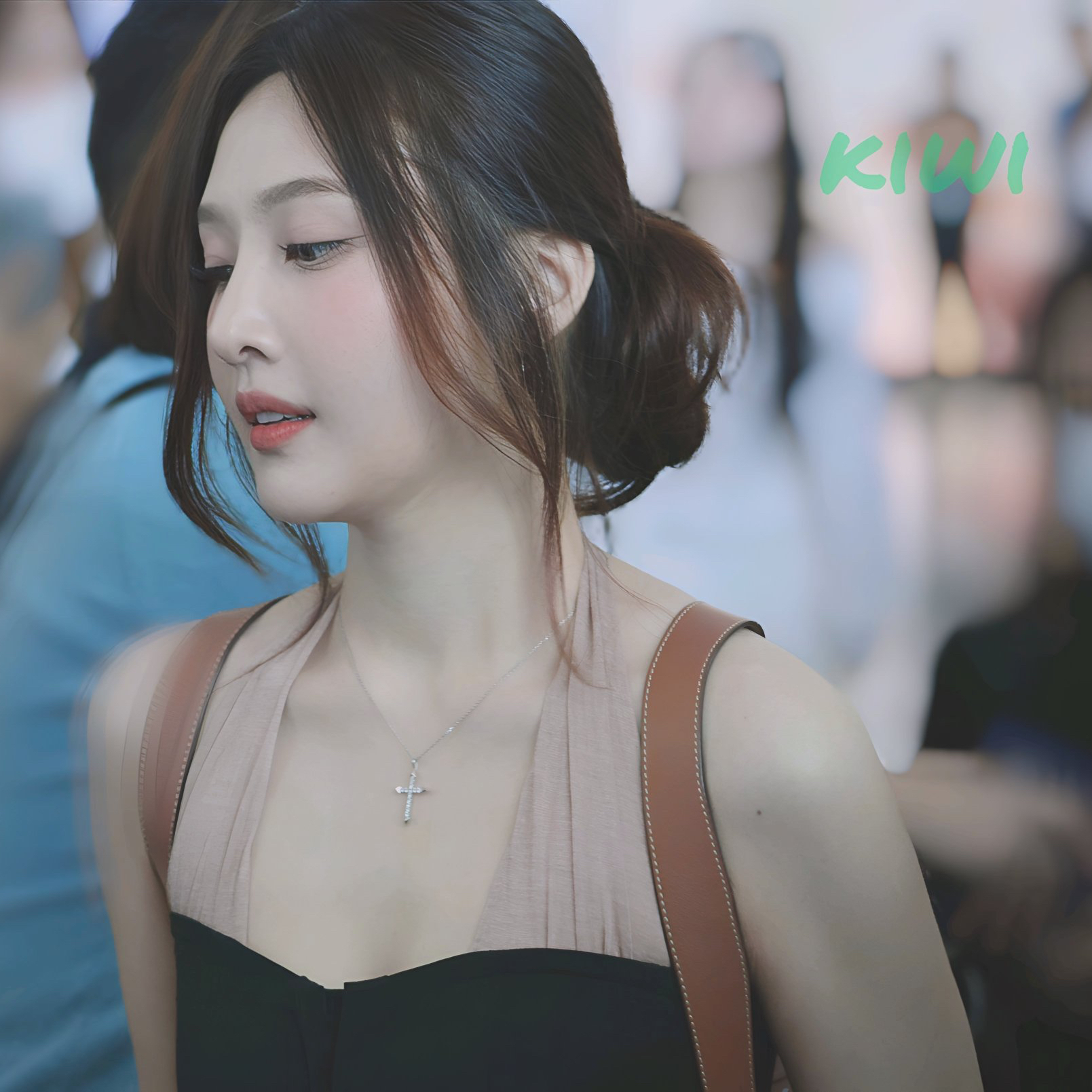 Recent activity shot of Joy (Red Velvet)