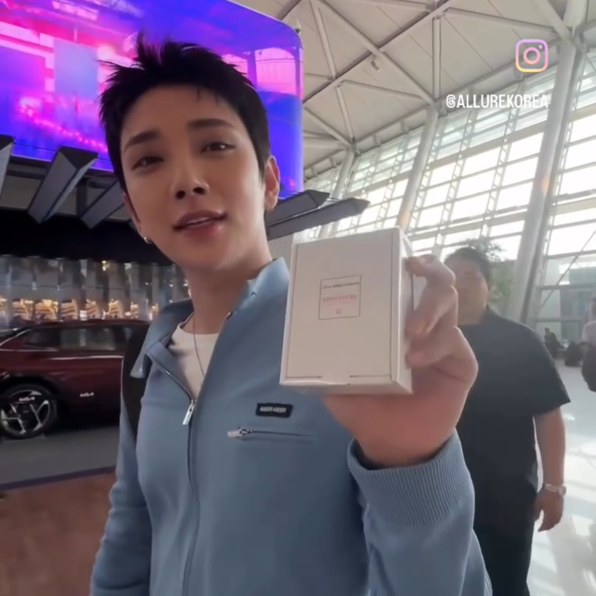 Latest photo of Joshua (SEVENTEEN)