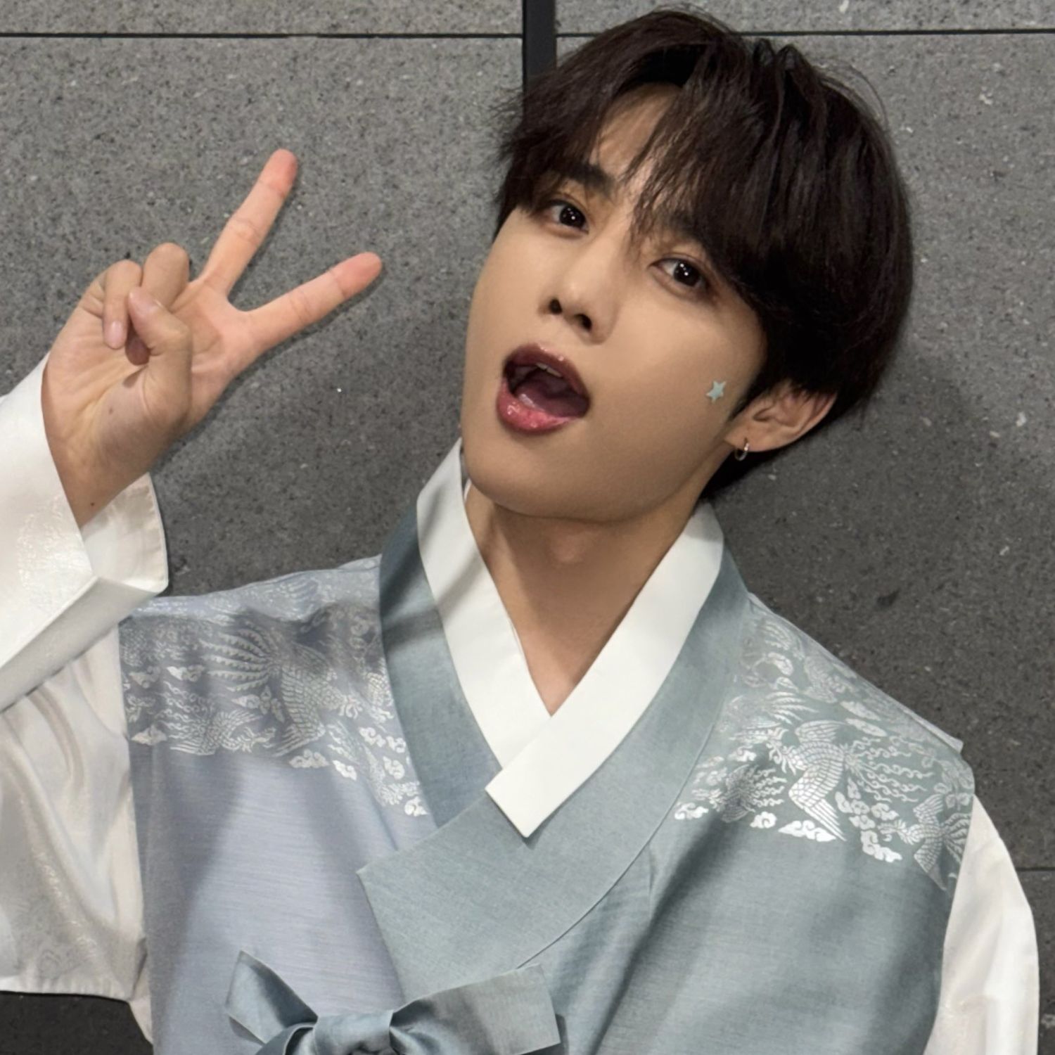 Latest photo of Sunwoo (THE BOYZ)