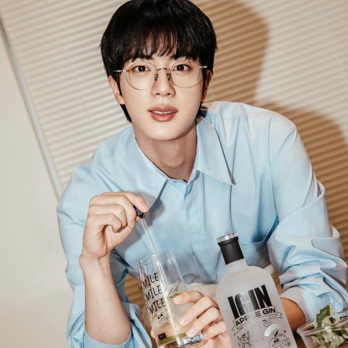 A moment captured by Jin (BTS)'s fan