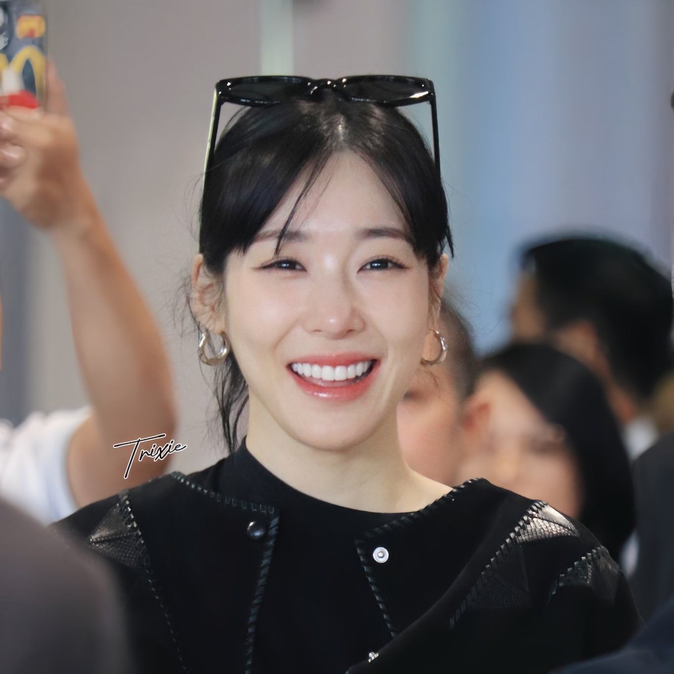 Behind-the-scenes cut of Tiffany Young (Girls' Generation)