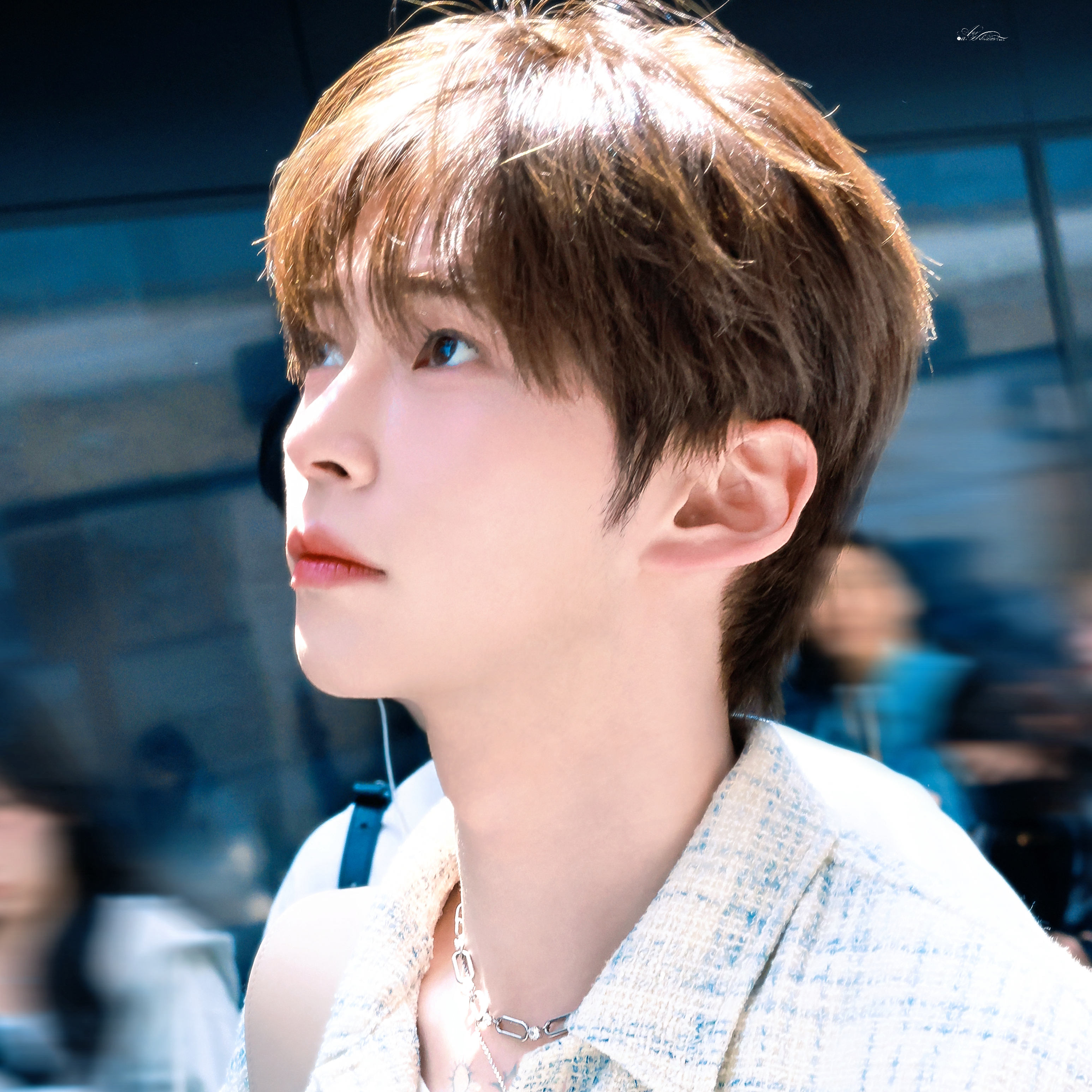 A moment captured by Sung Hanbin (ZEROBASEONE)'s fan
