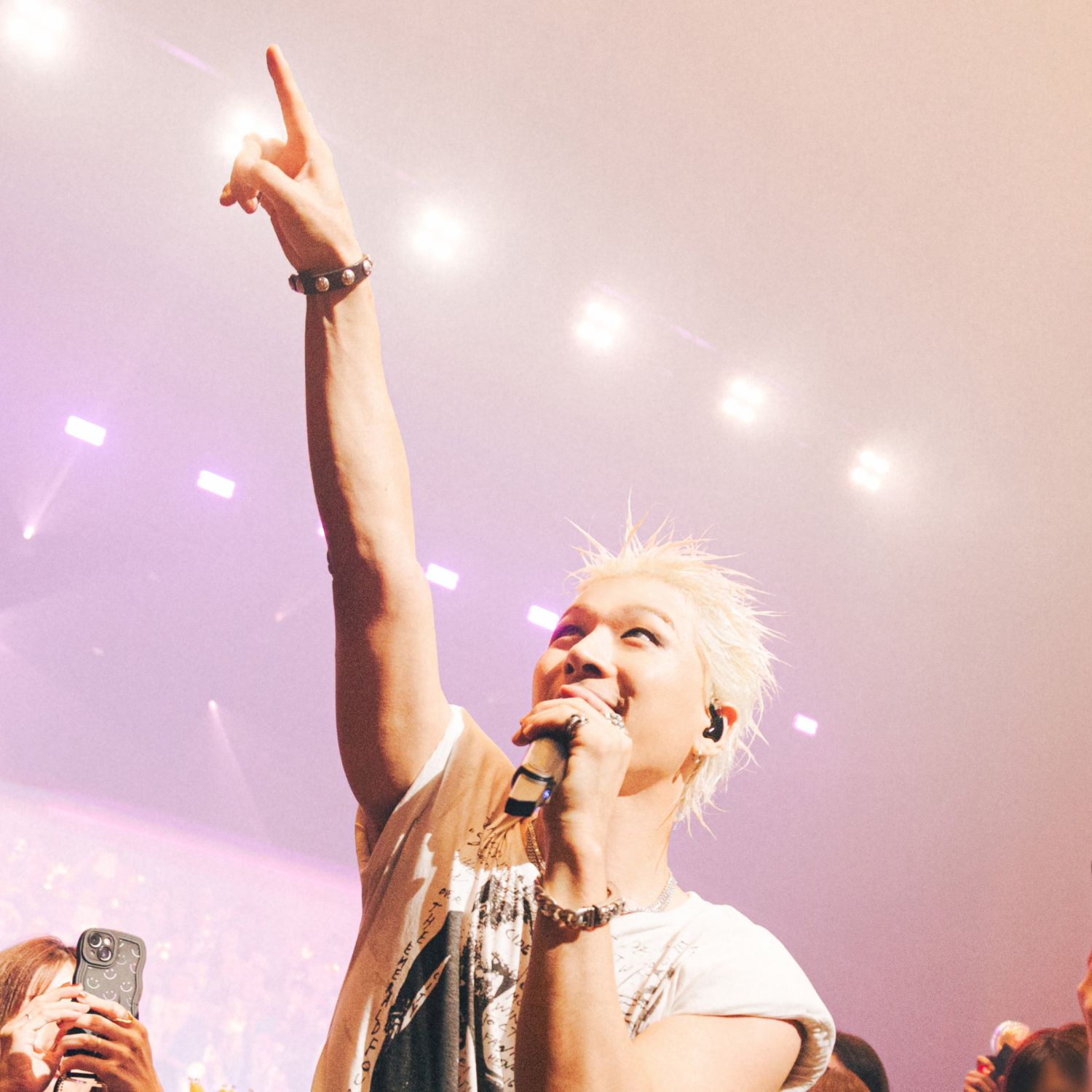 Recent activity shot of Taeyang (BIGBANG)