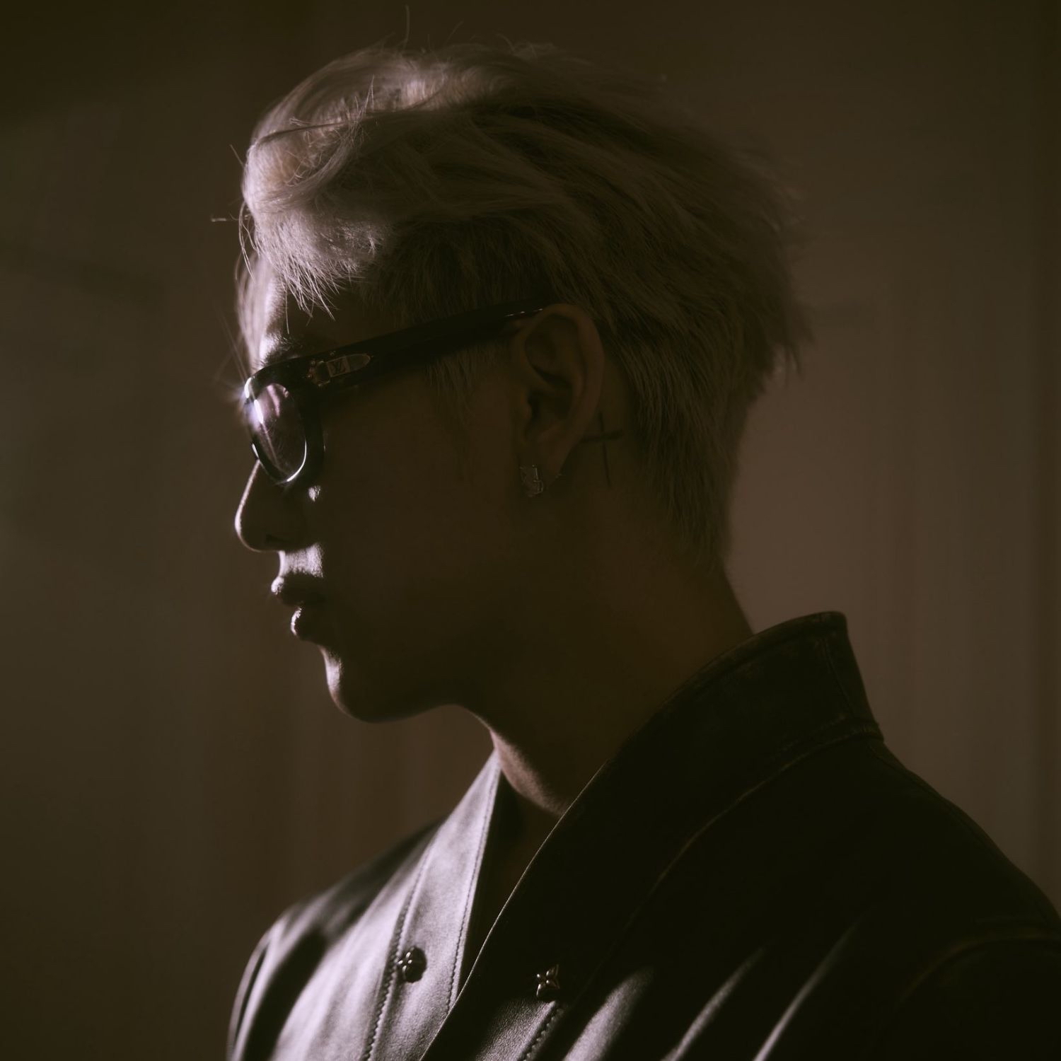 Behind-the-scenes cut of Bambam (GOT7)
