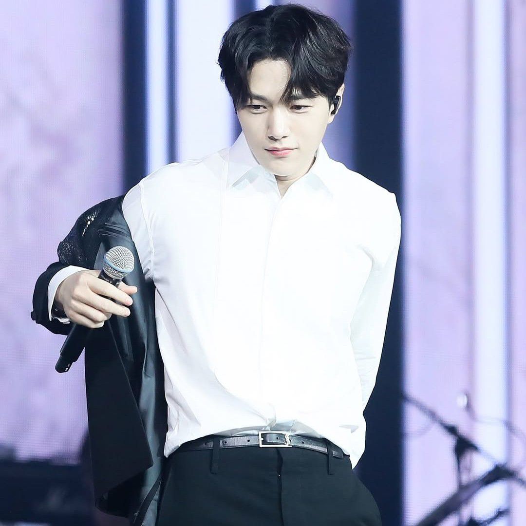 Behind-the-scenes cut of L (INFINITE)