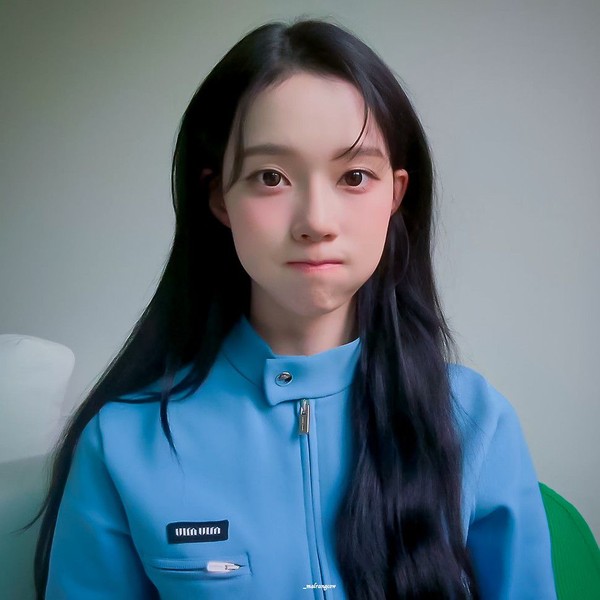 Popular profile picture of Winter (aespa) loved by fans