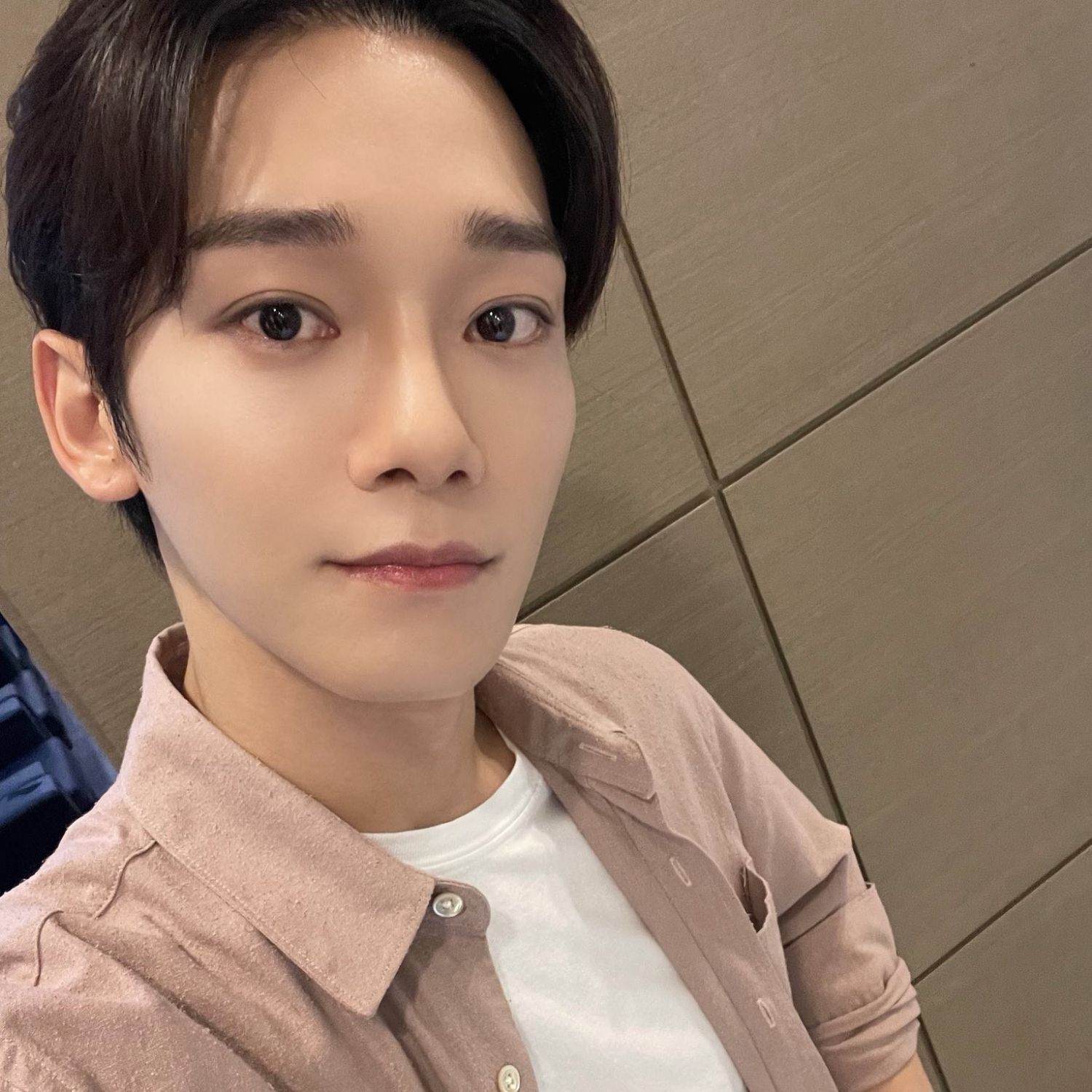 Recent activity shot of Chen (EXO)