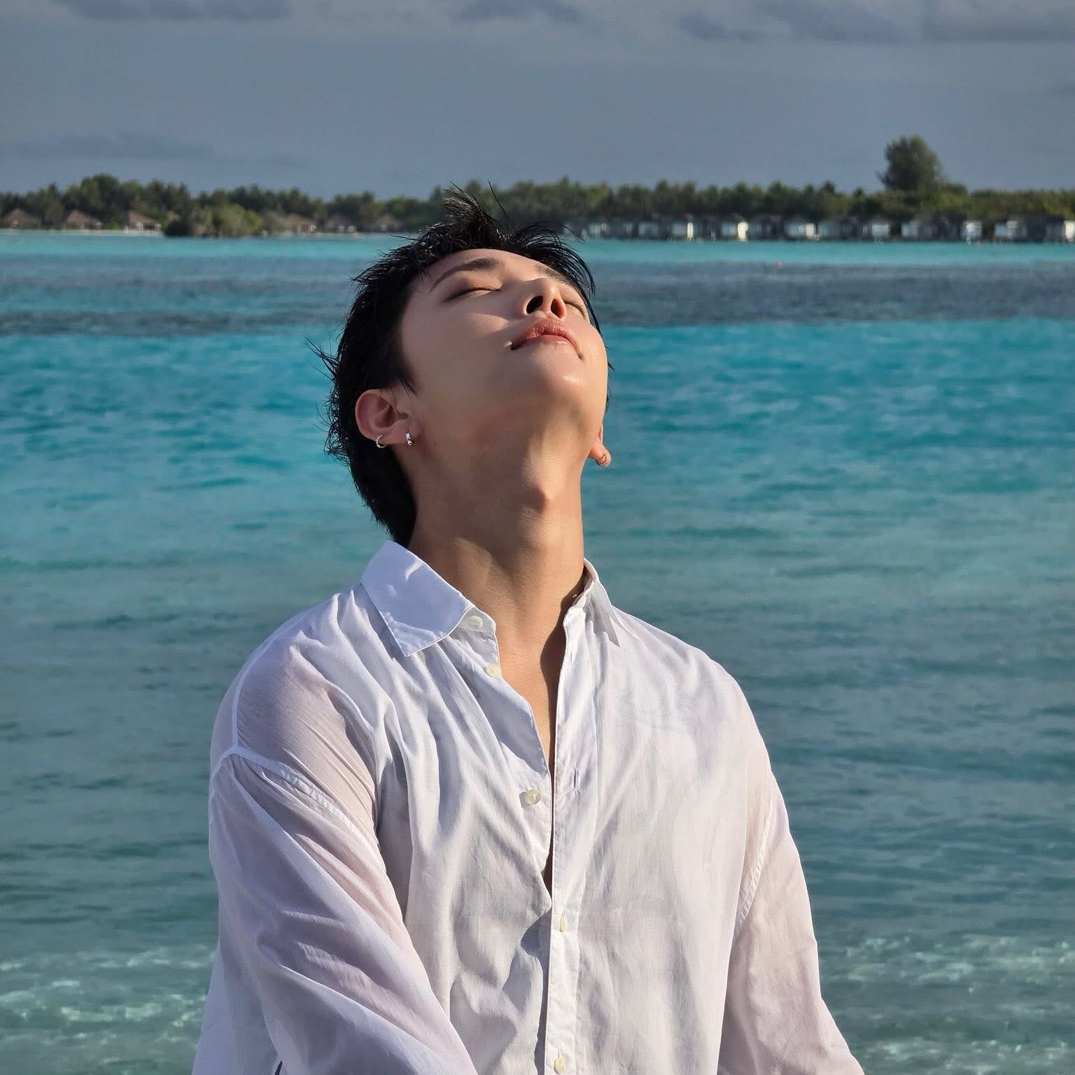 Behind-the-scenes cut of Joshua (SEVENTEEN)