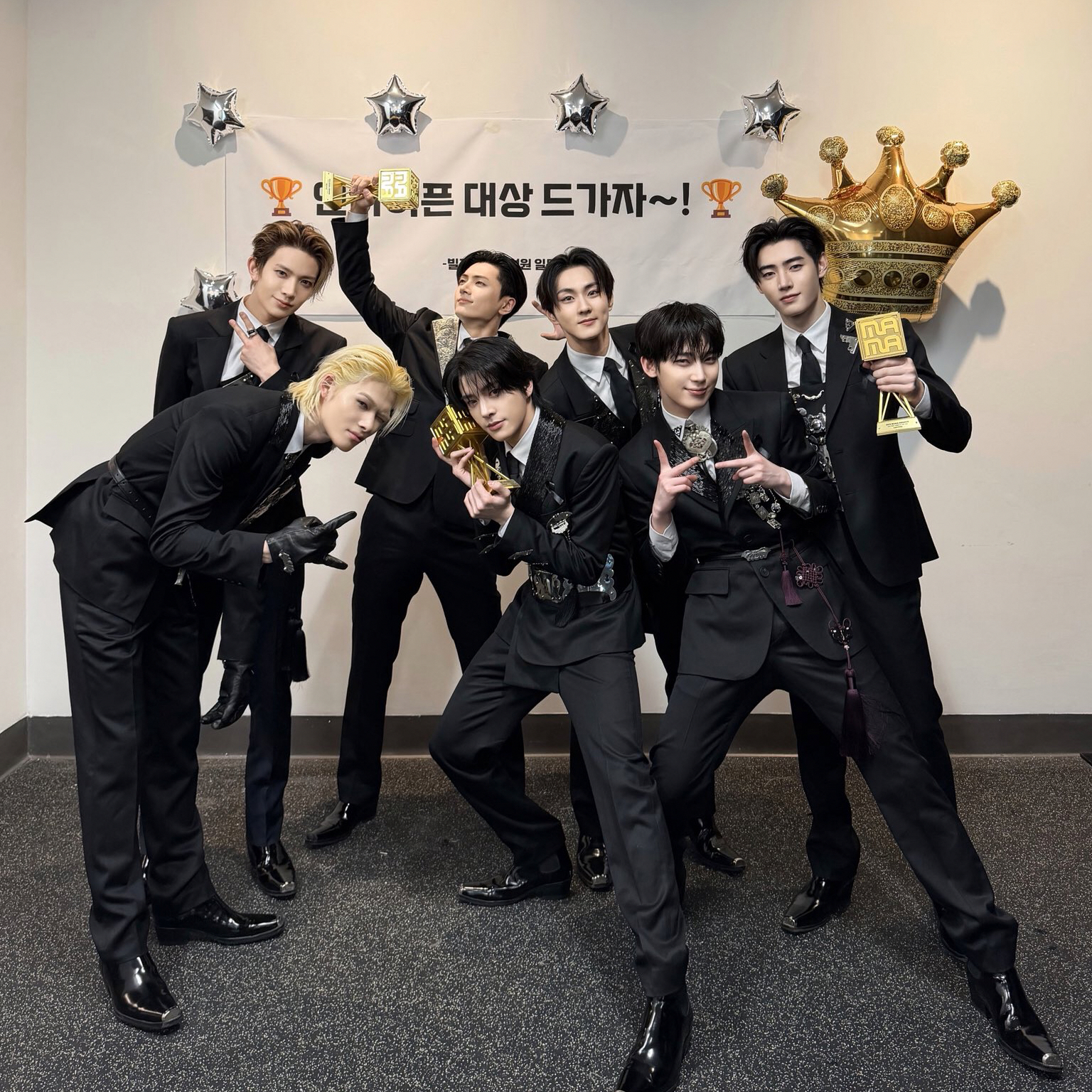 선우 (ENHYPEN) 최근 활동샷