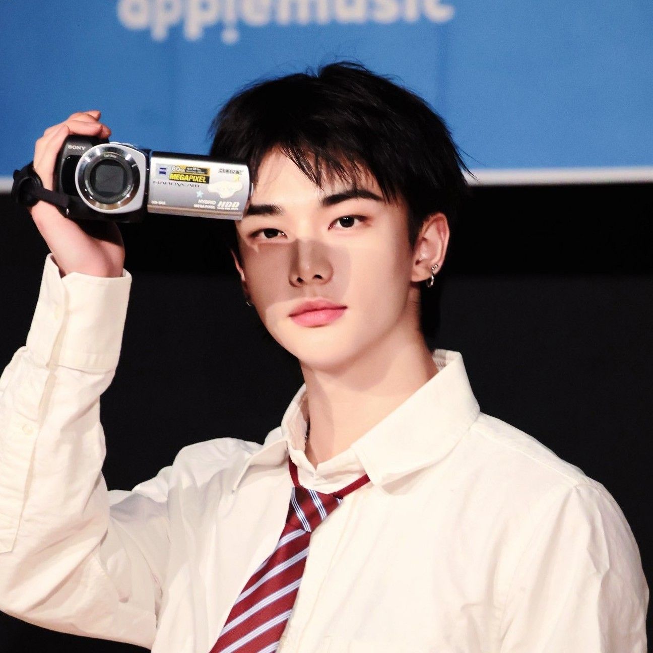 Latest photo of Hyunjin (Stray Kids)