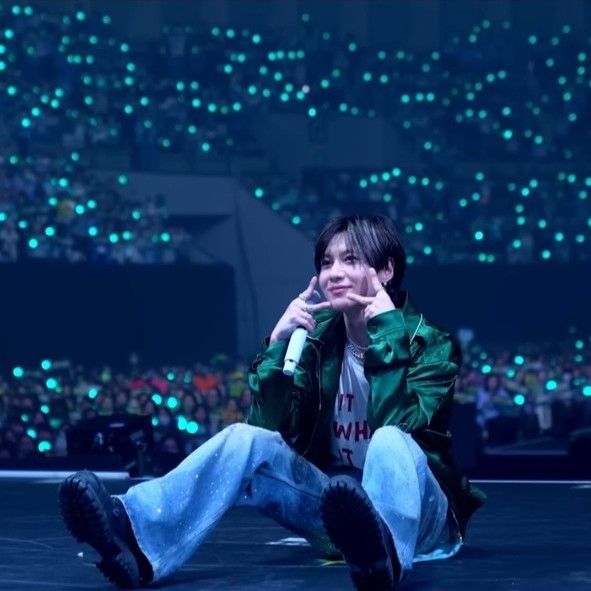 A moment captured by SF9's fan