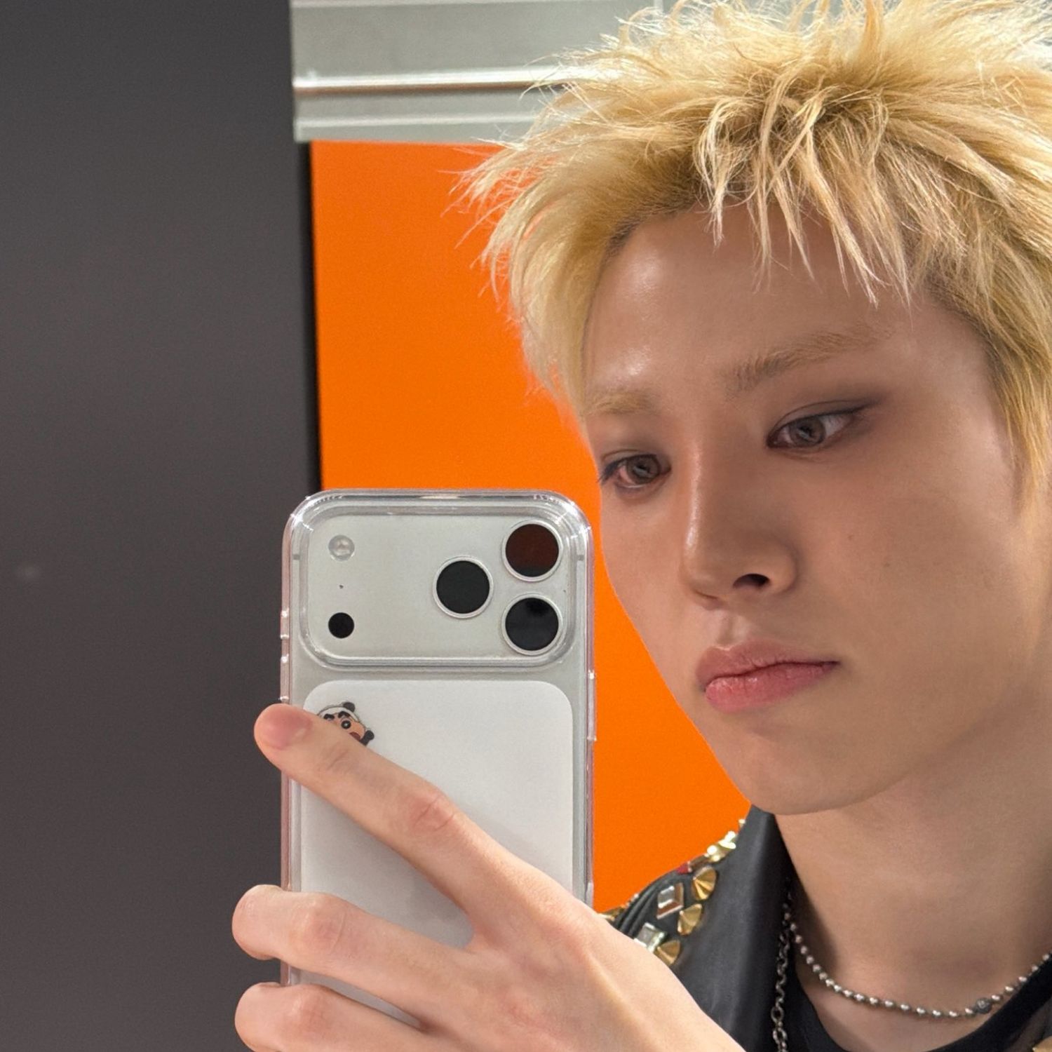 Momen yang diabadikan oleh penggemar TREASURE