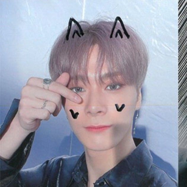 Latest photo of Moonbin (ASTRO)