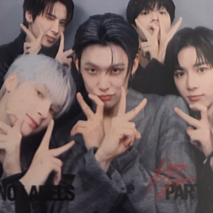 TOMORROW X TOGETHER的最新照片