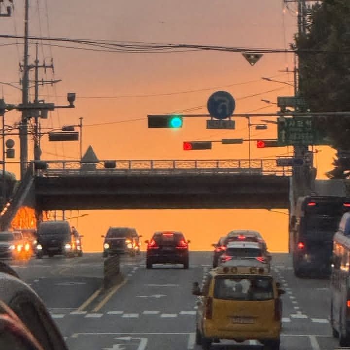 A moment captured by ASTRO's fan