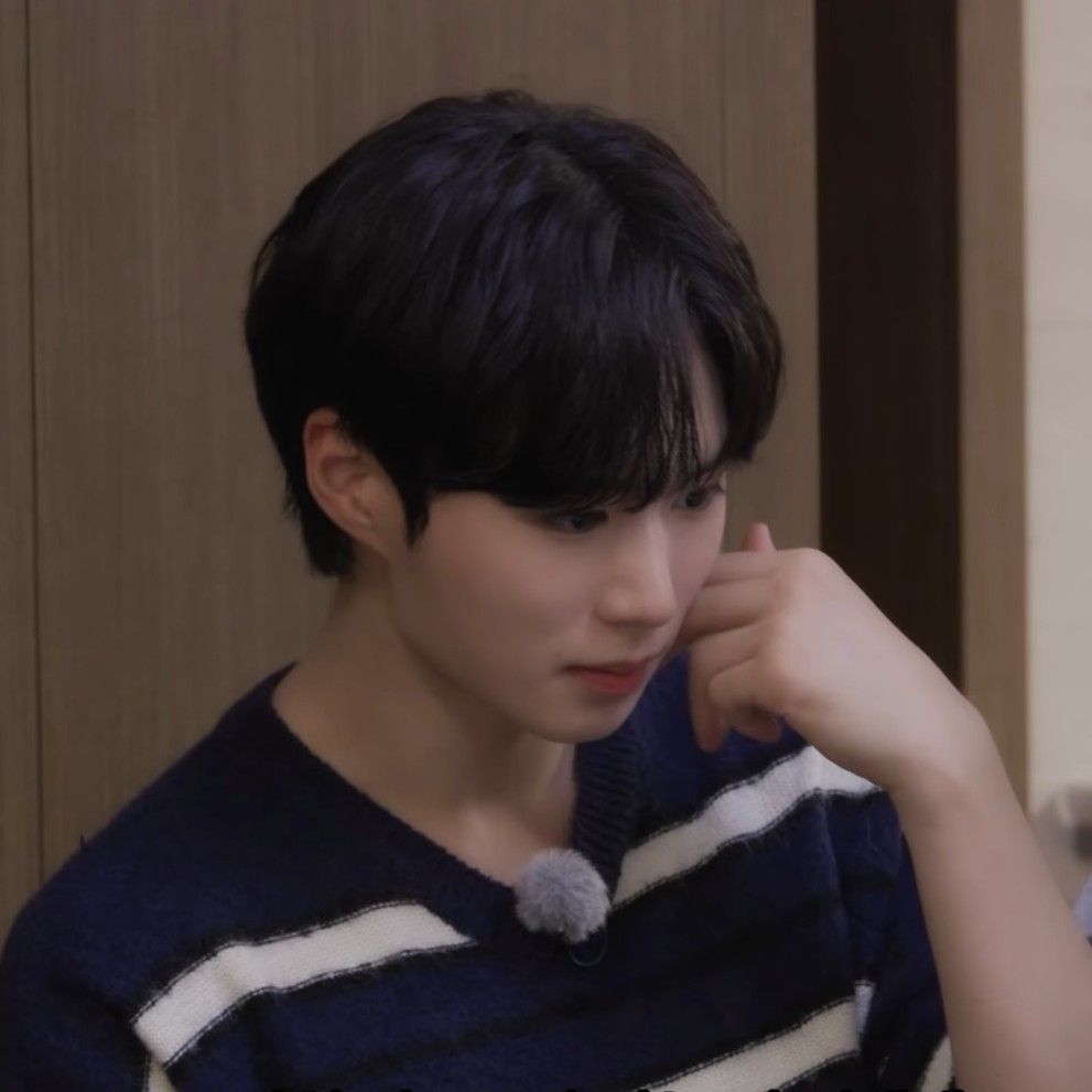 A moment captured by Kim Junseo (ALPHA DRIVE ONE)'s fan