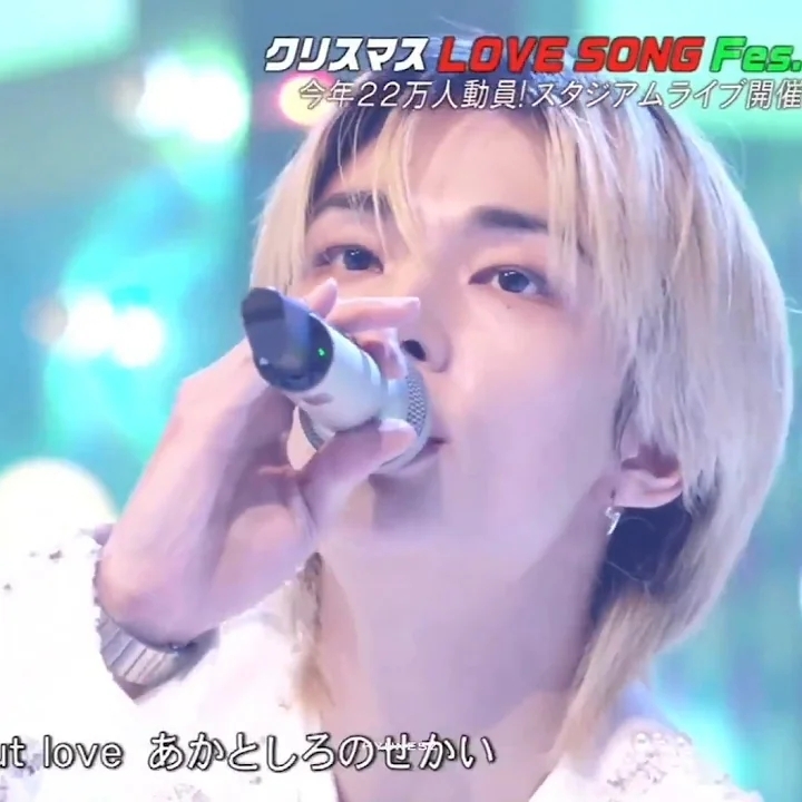 Latest photo of Hyunjin (Stray Kids)