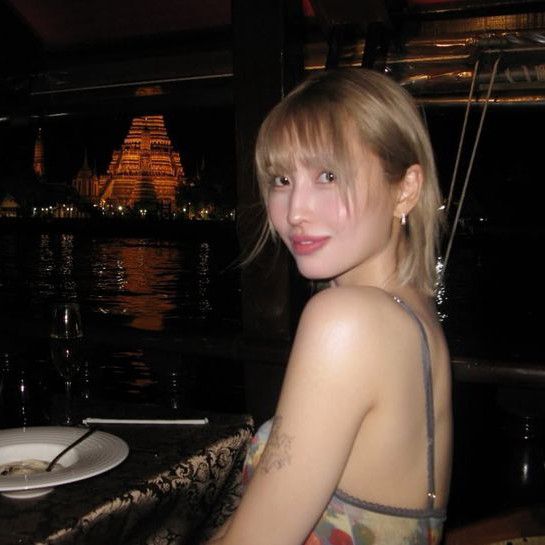 Momen yang diabadikan oleh penggemar Momo (TWICE)