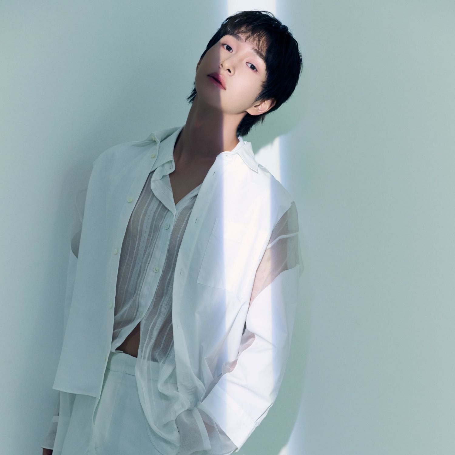 A moment captured by Onew (SHINee)'s fan