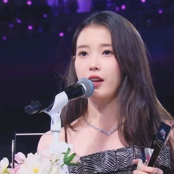 아이유 팬이 찍은 순간